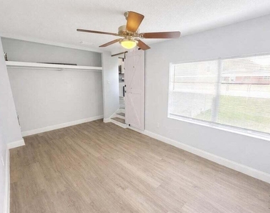 139 Alma Court - Photo Thumbnail 11
