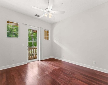 210 Ne 69th Circle - Photo Thumbnail 21