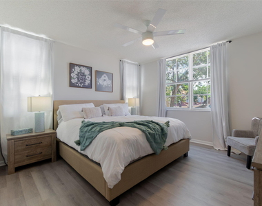 11790 Saint Andrews Place - Photo Thumbnail 10
