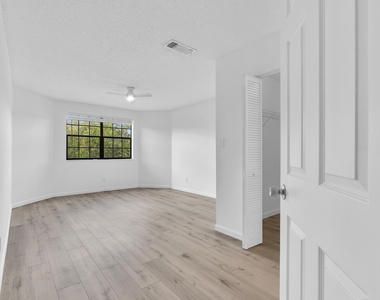 11225 W Atlantic Boulevard - Photo Thumbnail 28