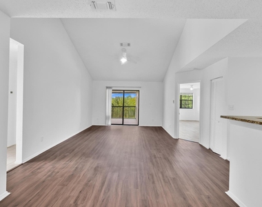11225 W Atlantic Boulevard - Photo Thumbnail 5