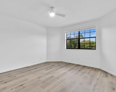 11225 W Atlantic Boulevard - Photo Thumbnail 31