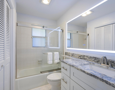 11335 Twelve Oaks Way - Photo Thumbnail 10