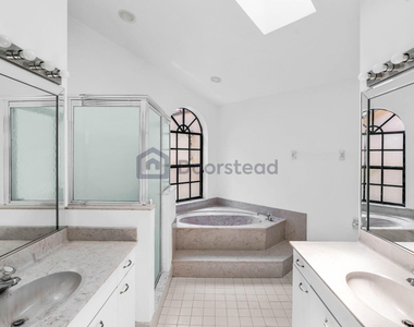 12382 Pleasant Green Way - Photo Thumbnail 43