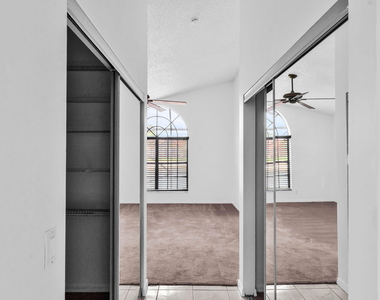 12382 Pleasant Green Way - Photo Thumbnail 15