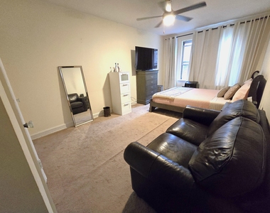 25-60 49th Street - Photo Thumbnail 12