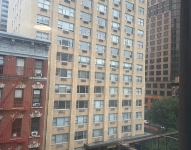 East 83rd Street - Photo Thumbnail 7