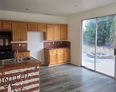 421 Steiner - Photo Thumbnail 5