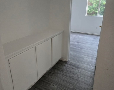 421 Steiner - Photo Thumbnail 15