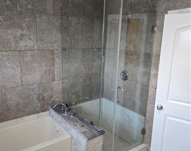 3940 W 60th Street - Photo Thumbnail 6