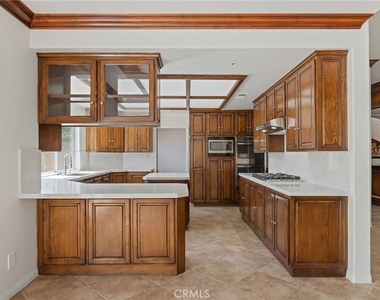 17830 Arvida Drive - Photo Thumbnail 8