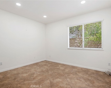 17830 Arvida Drive - Photo Thumbnail 33