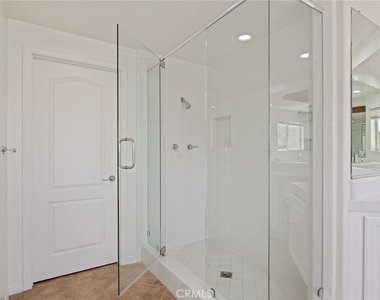 17830 Arvida Drive - Photo Thumbnail 26