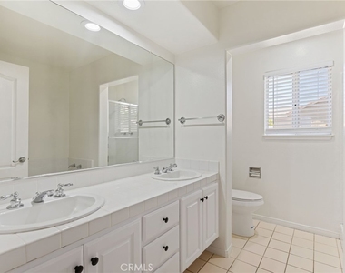 17830 Arvida Drive - Photo Thumbnail 27