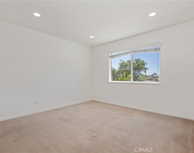 17830 Arvida Drive - Photo Thumbnail 31