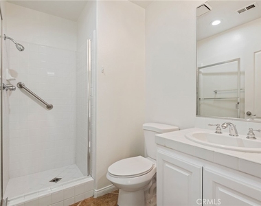 17830 Arvida Drive - Photo Thumbnail 32
