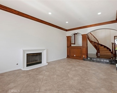 17830 Arvida Drive - Photo Thumbnail 12