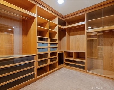 17830 Arvida Drive - Photo Thumbnail 23