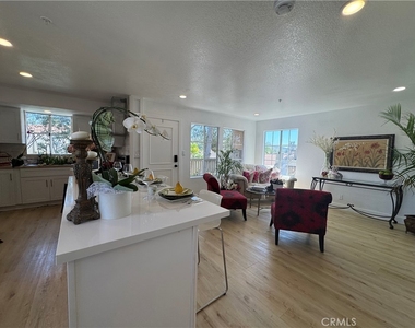 8514 E Baker Hill Road - Photo Thumbnail 30