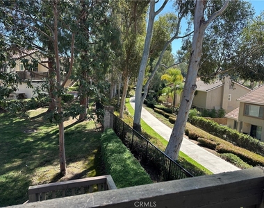 8514 E Baker Hill Road - Photo Thumbnail 11