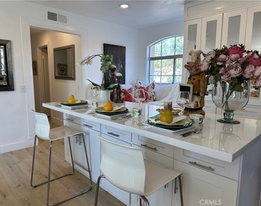 8514 E Baker Hill Road - Photo Thumbnail 22