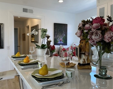 8514 E Baker Hill Road - Photo Thumbnail 19