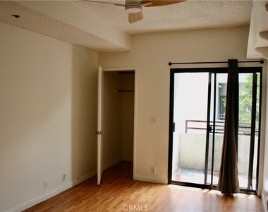 730 W 4th Street - Photo Thumbnail 20