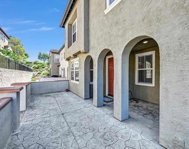 7885 Via Montebello - Photo Thumbnail 7