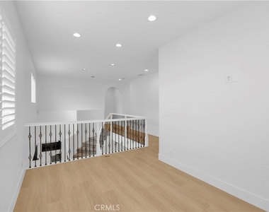 5271 Pearce Drive - Photo Thumbnail 48