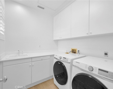 5271 Pearce Drive - Photo Thumbnail 37