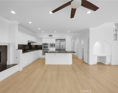 5271 Pearce Drive - Photo Thumbnail 13