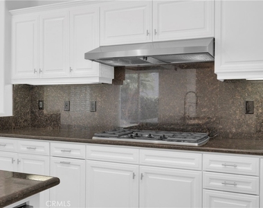 5271 Pearce Drive - Photo Thumbnail 22