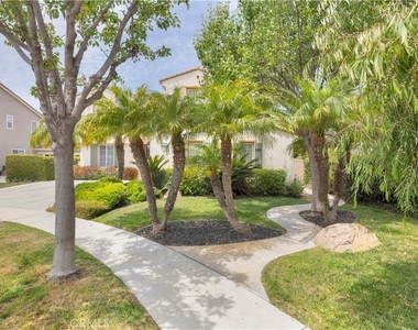5271 Pearce Drive - Photo Thumbnail 3