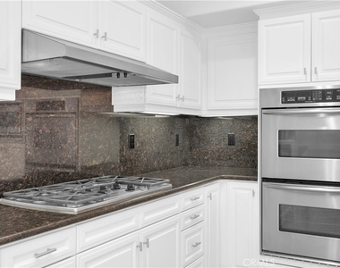 5271 Pearce Drive - Photo Thumbnail 18