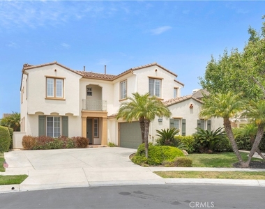 5271 Pearce Drive - Photo Thumbnail 2