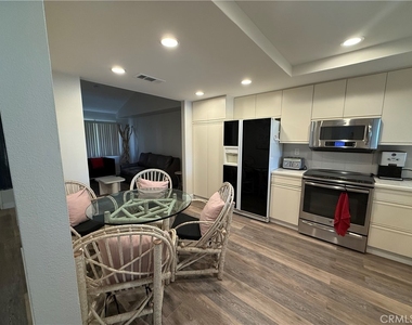 38613 Wisteria Drive - Photo Thumbnail 2
