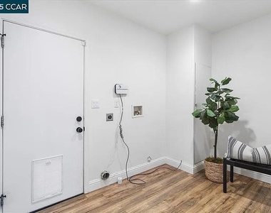 626 S South Street - Photo Thumbnail 4