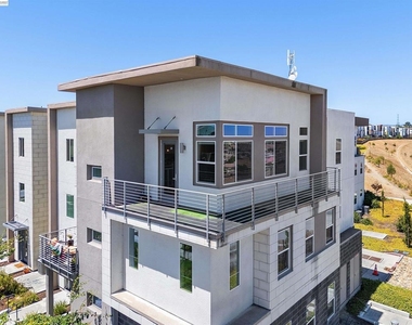 151 Manly Terrace - Photo Thumbnail 2
