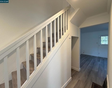 162 Calhoun St - Photo Thumbnail 13