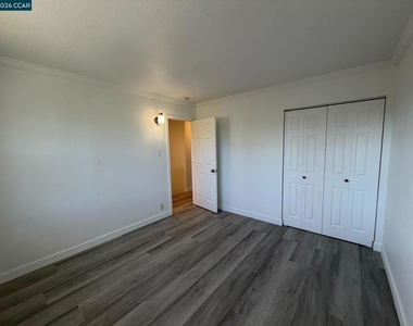 162 Calhoun St - Photo Thumbnail 18