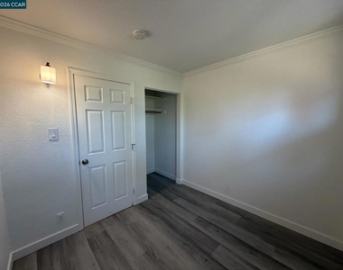 162 Calhoun St - Photo Thumbnail 24