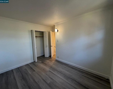 162 Calhoun St - Photo Thumbnail 22