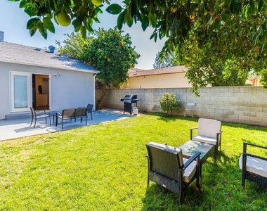 7553 Garden Grove Avenue - Photo Thumbnail 38