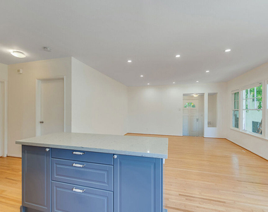 1655 Malcolm Avenue - Photo Thumbnail 16