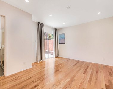 1655 Malcolm Avenue - Photo Thumbnail 18