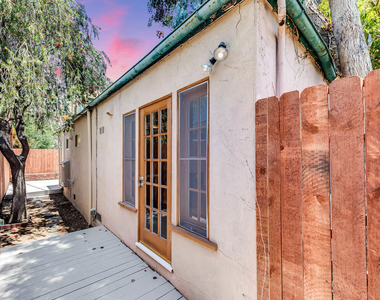 1655 Malcolm Avenue - Photo Thumbnail 2