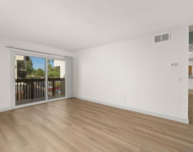 6171 Rancho Mission Rd - Photo Thumbnail 10