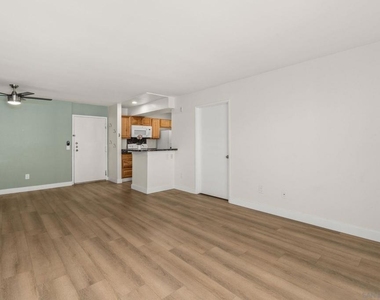 6171 Rancho Mission Rd - Photo Thumbnail 12