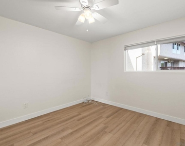 6171 Rancho Mission Rd - Photo Thumbnail 18