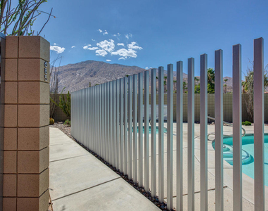 685 E Arenas Road - Photo Thumbnail 3